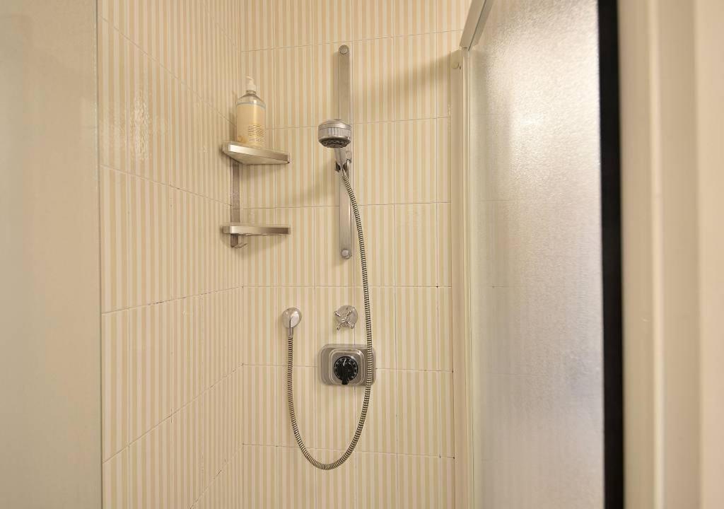 Caprera Flexyrent No Air Conditioning - Seafront 산타마르게리타리구레 외부 사진